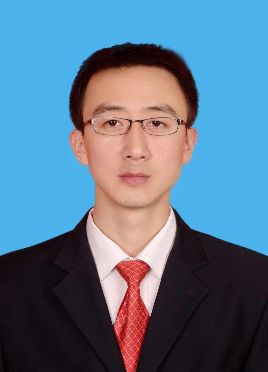 常务副院长